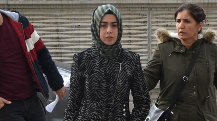 FETÖ'nün 'polis mahrem imamları'nın eşlerine operasyon! Emniyete böyle götürüldüler...