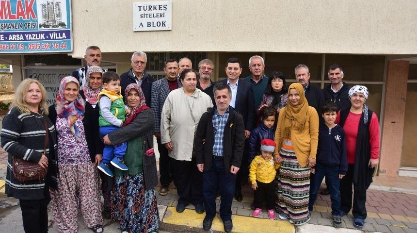 T&uuml;t&uuml;nc&uuml; sitelerin taleplerini dinliyor