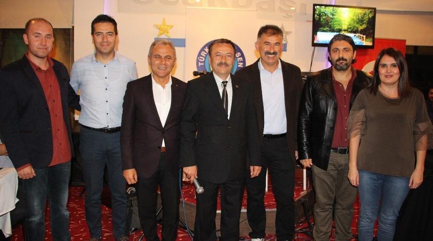 &Ouml;ğretmenler kaynaşma yemeğinde buluştu