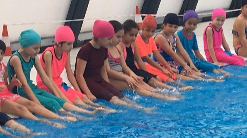 Kumluca&rsquo;da &ldquo;Y&uuml;zme Bilmeyen Kalmasın" projesi