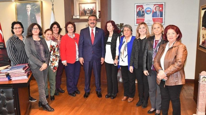 Başkan &Ccedil;etin: &ldquo;Kadın dostu belediyeyiz&rdquo;