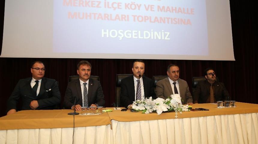 G&uuml;m&uuml;şhane&rsquo;de muhtarlar toplantısı d&uuml;zenlendi