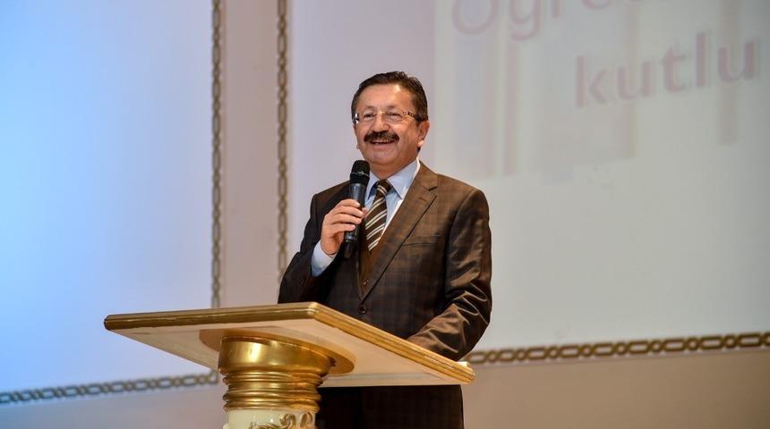 Başkan Tiryaki, eğitimcilerle bir araya geldi