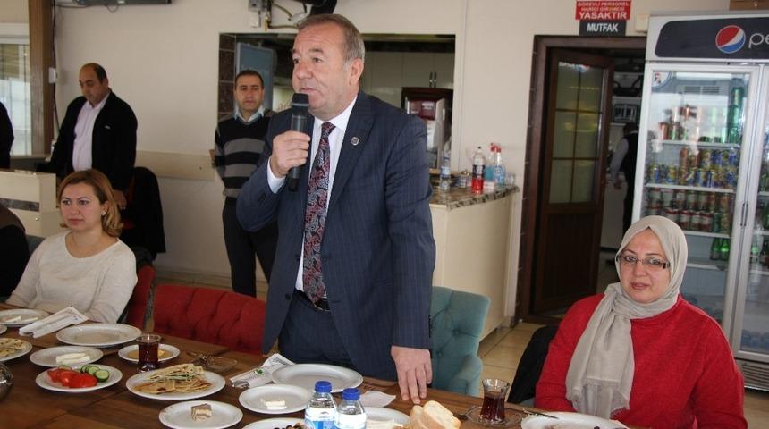 Başkan Şahiner bayanlar ile kahvaltıda buluştu