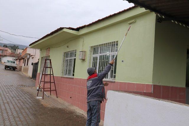 Turgutlu’da kırsal mahallelerin eksiklikleri gideriliyor