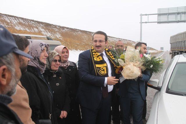 AK Parti Bayburt’un adayı coşkuyla karşılandı