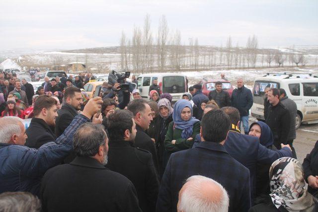 AK Parti Bayburt’un adayı coşkuyla karşılandı