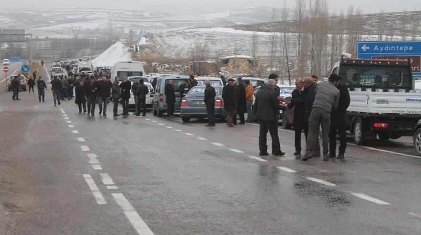 AK Parti Bayburt&rsquo;un adayı coşkuyla karşılandı