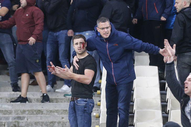 AEK - Ajax maçında polisle taraftarlar arasında arbede yaşandı G5