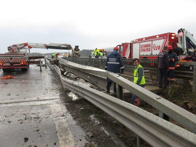 fotograflar-beton-mikseri-viyadukten-uctu-_7974_dhaphoto2