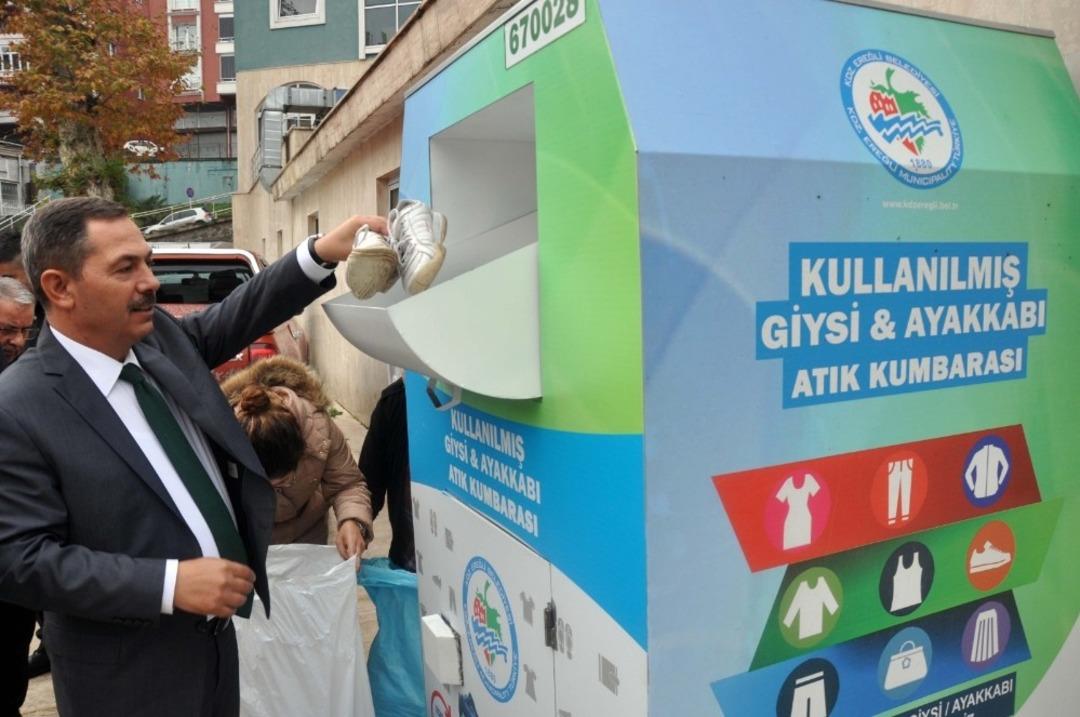 Kdz. Ereğli Belediyesi, giysi ve ayakkabıları ihtiya&ccedil; sahibi vatandaşla buluşturuyor