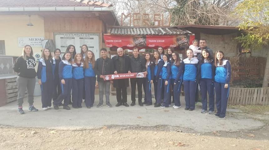 4 Eyl&uuml;l Spor Kul&uuml;b&uuml; voleybol takımı sezon a&ccedil;ılışını yaptı