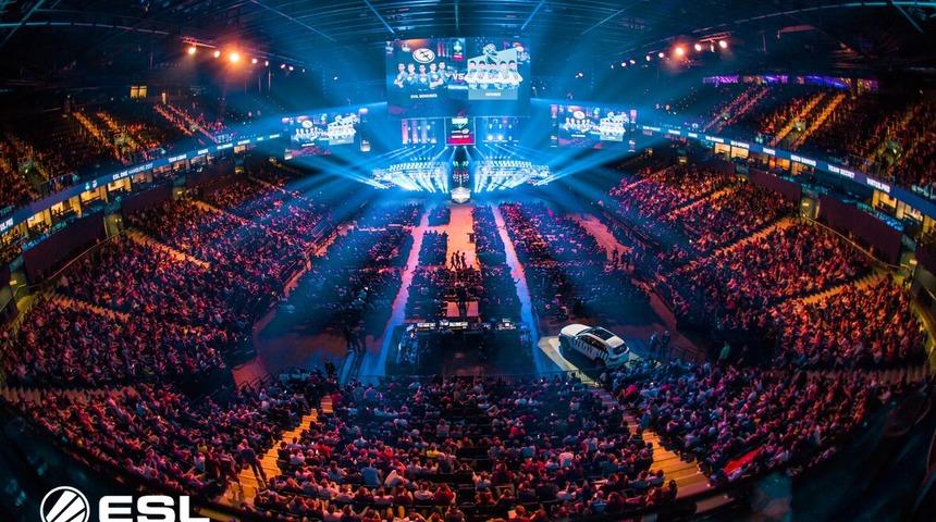 ESL ile Mercedes-Benz ortaklığı b&uuml;y&uuml;yor