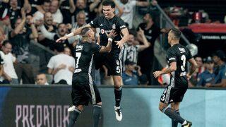 Beşiktaş'ın Sarpsborg maçı kadrosuna Pepe ve Quaresma dahil edilmedi