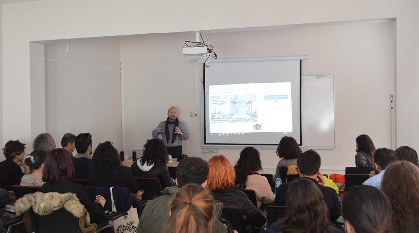 &Uuml;niversite &ouml;ğrencilerine fotoğraf teknikleri anlatıldı