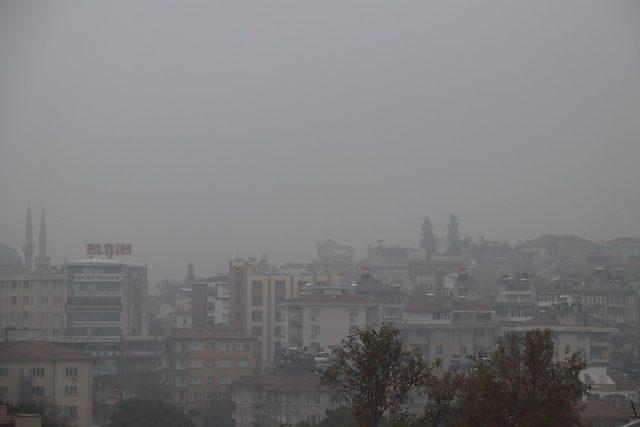 Gaziantep’te sis 3 gündür etkisini sürdürüyor