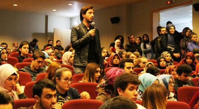 Dumlupınar Üniversitesi’nde ’Altaylardan Tuna’ya Türk Tarihi’ konulu söyleşi