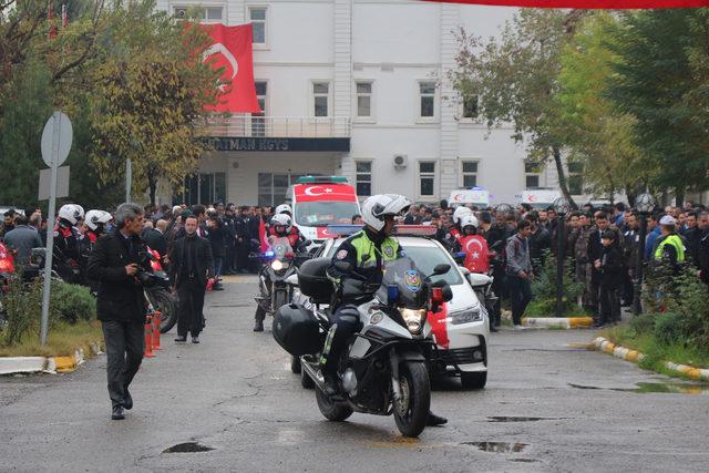 Batman'da Şehit Polis Memuru Öztekin törenle uğurlandı