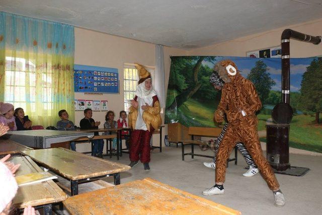 Bitlis Belediyesinden tiyatro etkinliği