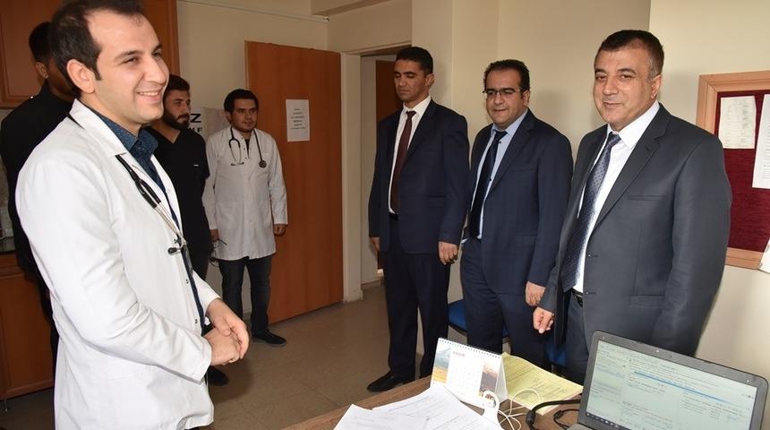 M&uuml;d&uuml;r S&uuml;nnet&ccedil;ioğlu&rsquo;ndan Saray il&ccedil;esine ziyaret