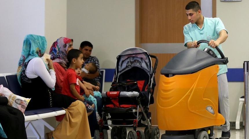 B&uuml;y&uuml;kşehir Hastanesi, obeziteyle m&uuml;cadelede başarı yakaladı