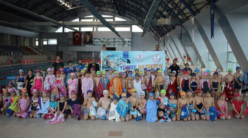 Karabük’te bin 500 çocuk yüzme kursu alacak