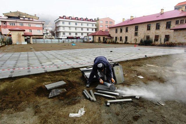 Saray Bahçesi şekilleniyor