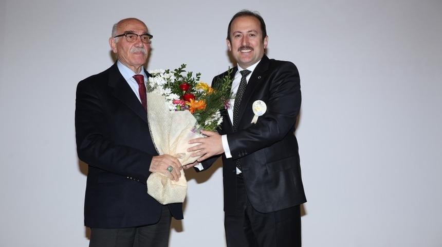 “İlim ve Hikmet Seninle Daima” konulu konferans düzenlendi