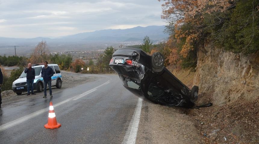 Tokat&rsquo;ta otomobil takla attı: 1 yaralı