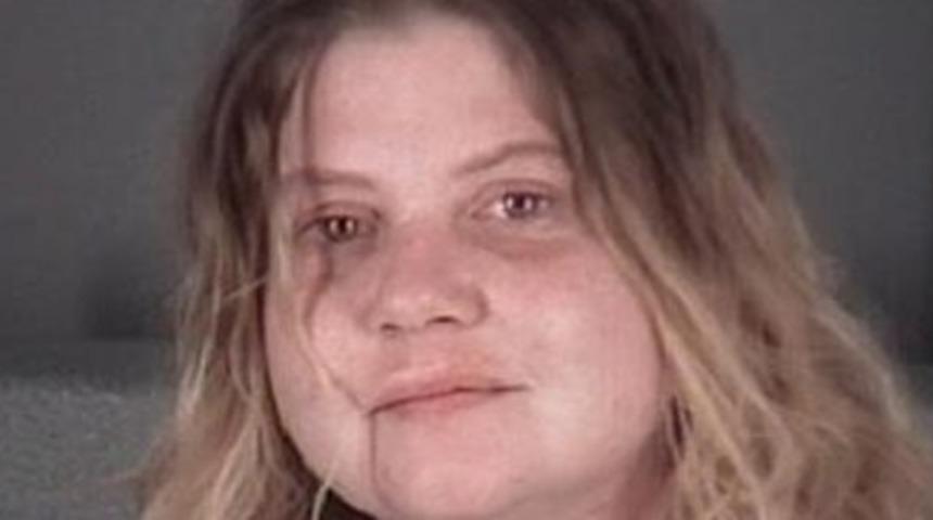 Cinsel ilişkiye girmeyi reddeden sevgilisini dövdü!