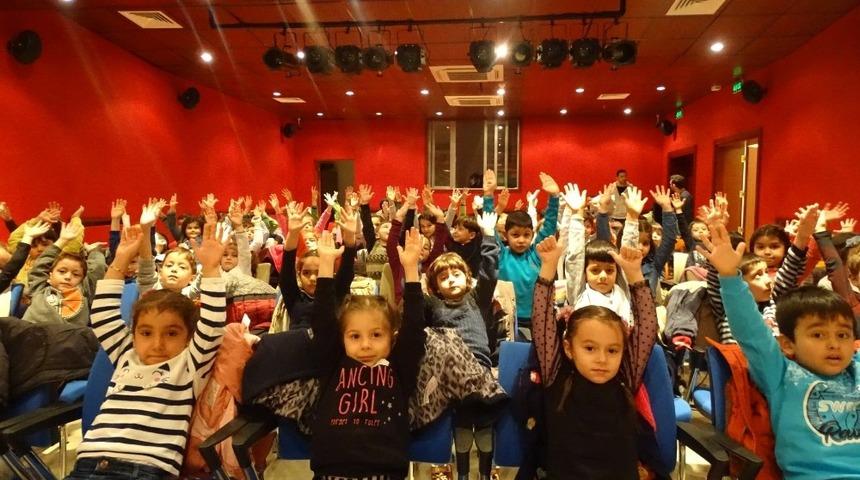 &Ccedil;ocuklar  S&uuml;per Dedektifi &ccedil;ok sevdi