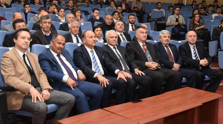 İlk T&uuml;rk otomobili Devrim, ESOG&Uuml;&rsquo;deki paneldetTartışıldı