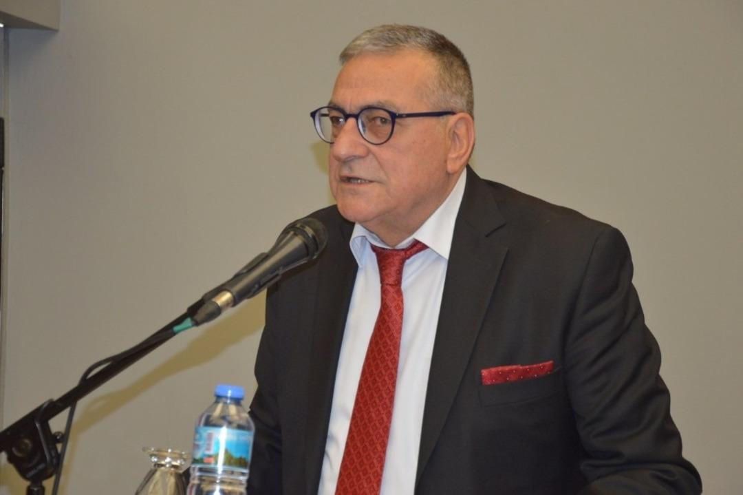 37 yıllık başkan veda etti