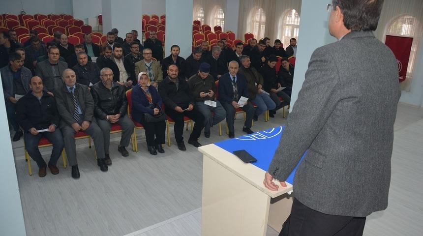 İmamlar, A&Ouml;F&rsquo;den ilahiyatla ilgili y&uuml;ksek lisans programı a&ccedil;masını istedi
