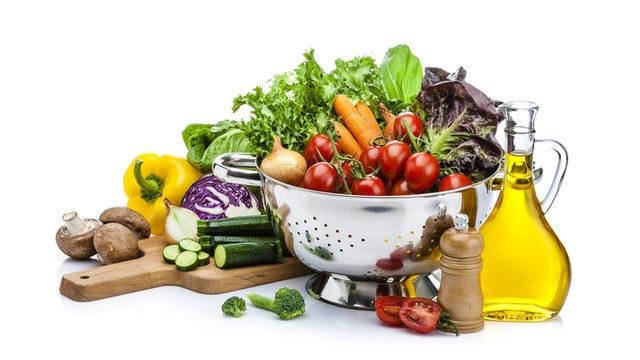 Salata tarifi: Kolay, pratik ve lezzetli salata tarifleri (Videolu anlatım) 