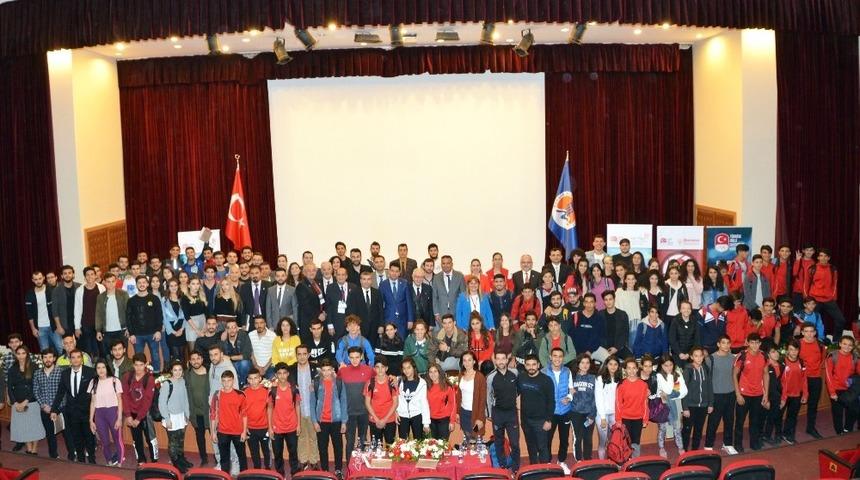 ME&Uuml;&rsquo;de "Fair Play &Uuml;niversiteler Kervanı" paneli