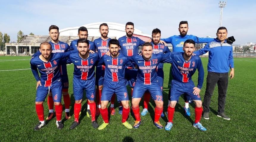 3 ma&ccedil;ta 17 gol atan Sason Gen&ccedil;lik Spor, grubunda lider