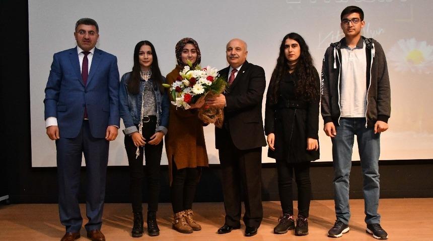 &ldquo;Biz Bize&rdquo; adlı s&ouml;yleşi programı d&uuml;zenlendi