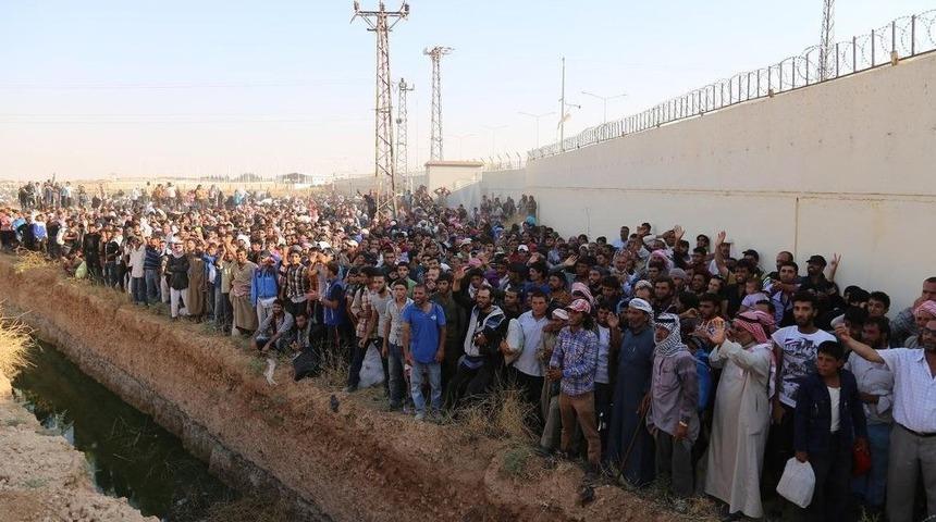 İYİ Parti Genel Başkan Yardımcısı Ümit Özdağ'dan Suriyeliler için olay sözler