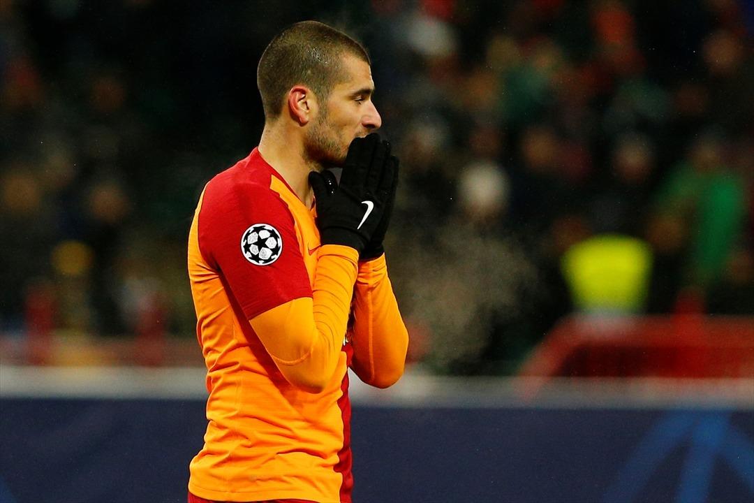 Eren Derdiyok'un Lokomotiv Moskova performansı taraftarın tepkisini &ccedil;ekti