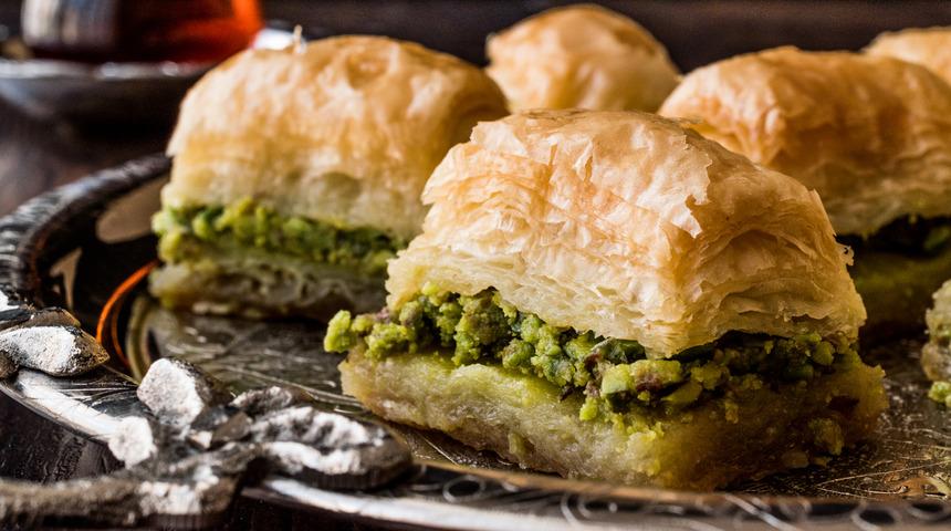 Baklavanın iyisi nasıl anlaşılır? İşin ustasından püf noktaları
