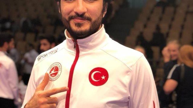 Enes Karakuş Avrupa 3’üncüsü oldu