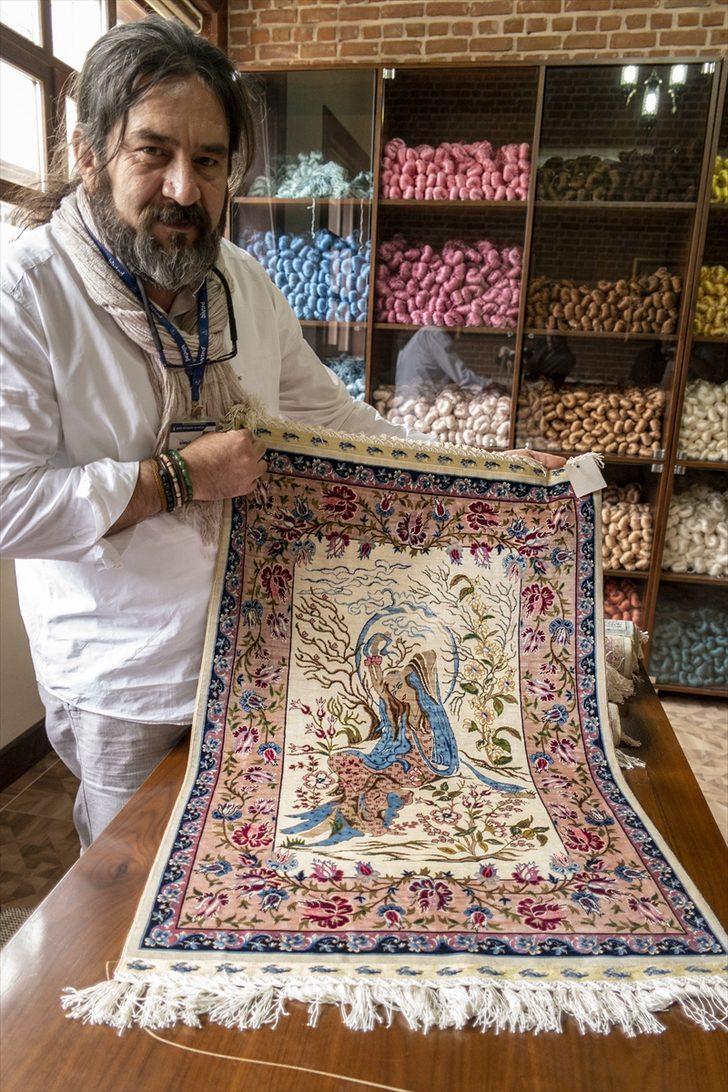 Dağ köyündeki Katar sarayına ipek halı G2