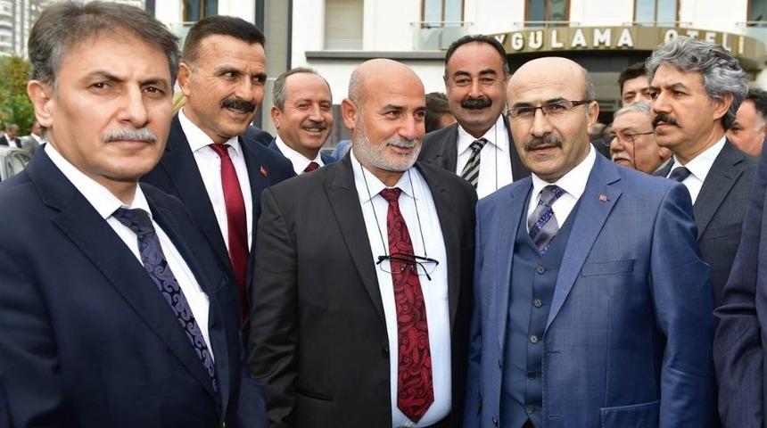 Vali Demirtaş muhtarlarla buluştu