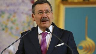 Karar yazarından dikkat çeken sözler! Melih Gökçek 'kitapsız'dı