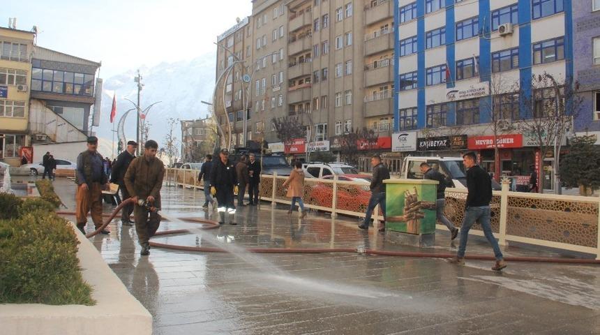 Hakkari caddeleri pırıl pırıl