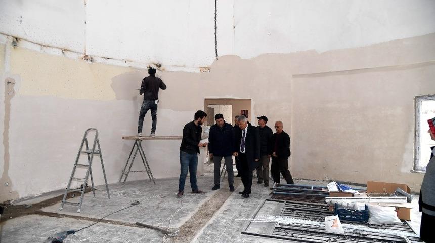 Başkan G&uuml;naydın: &ldquo;Sloganımız, g&uuml;ler y&uuml;zl&uuml;, huzurlu belediye, huzurlu halk ve d&uuml;nya kenti Isparta&rdquo;