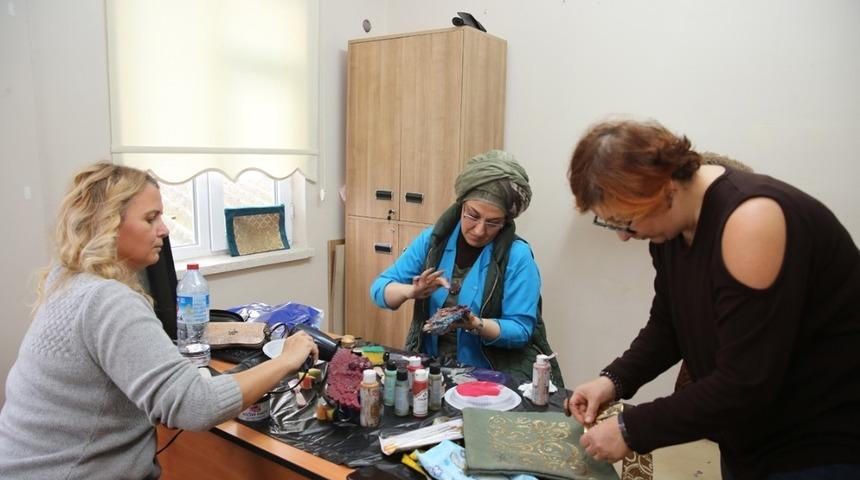 Bilgi evlerine ilgi artıyor