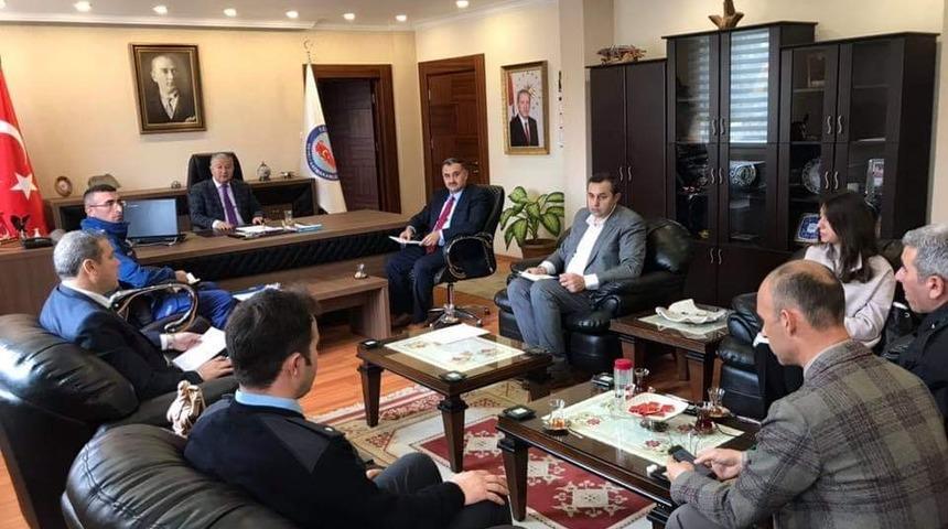 Develi&rsquo;de Kış Tedbirleri Toplantısı Yapıldı