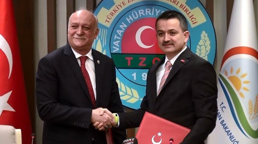 Bakan Pakdemirli: Çiftçiye meteorolojik uyarı ile kayıpları önlüyor olacağız